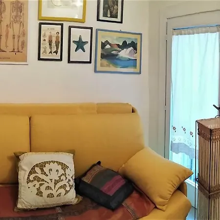 La Casa Sui Tetti, Nella Citta Vecchia Di شقة سانريمو