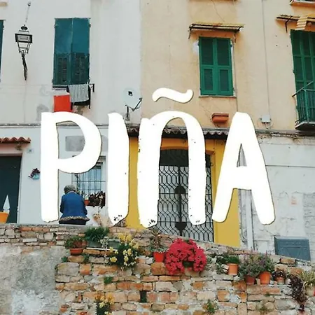 La Casa Sui Tetti, Nella Citta Vecchia Di Daire
