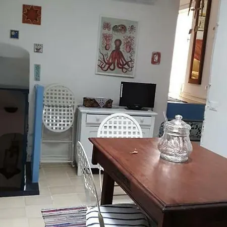 La Casa Sui Tetti, Nella Citta Vecchia Di Daire Sanremo